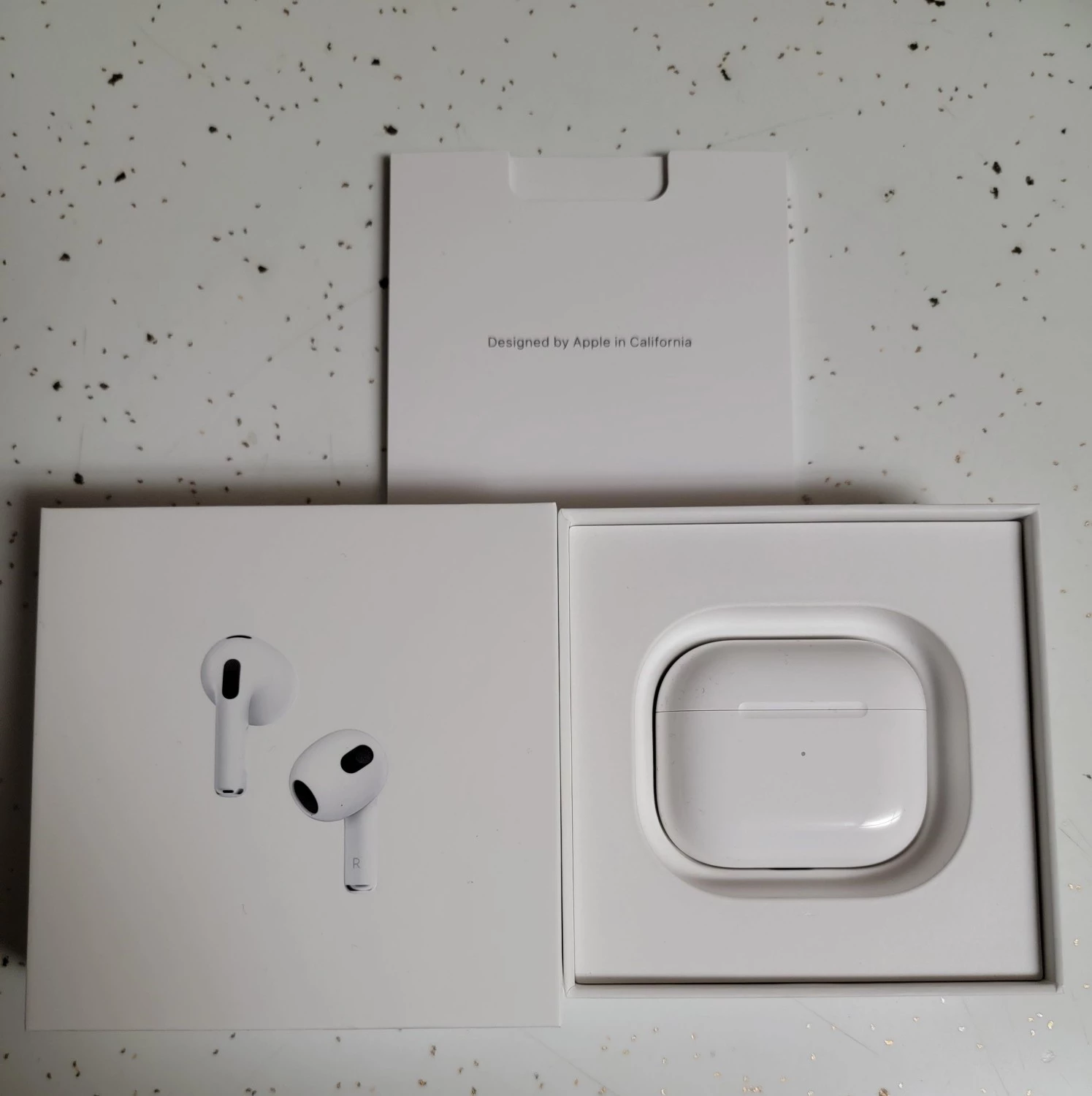 Apple AirPods 3 with Charging Case