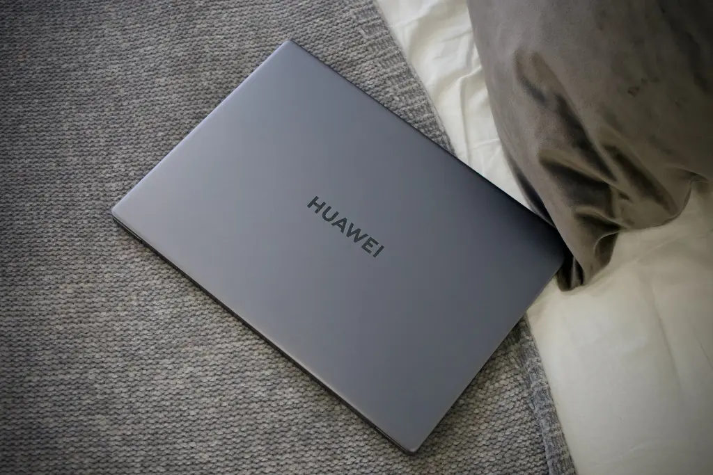 Huawei MateBook 14