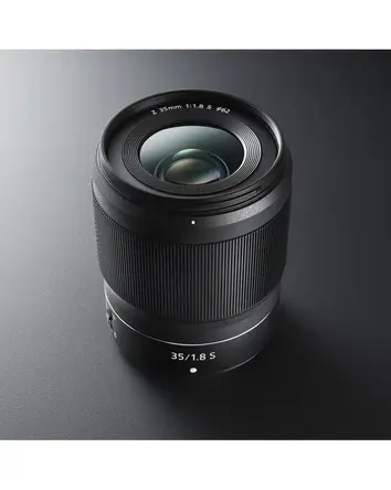 Nikon 35mm f/1.8 Z S Nikkor